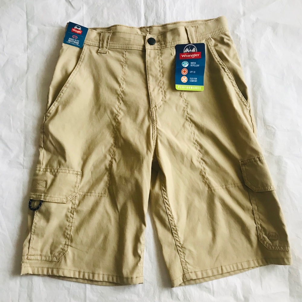 Wrangler Boy’s 14 Regular Performance Shorts